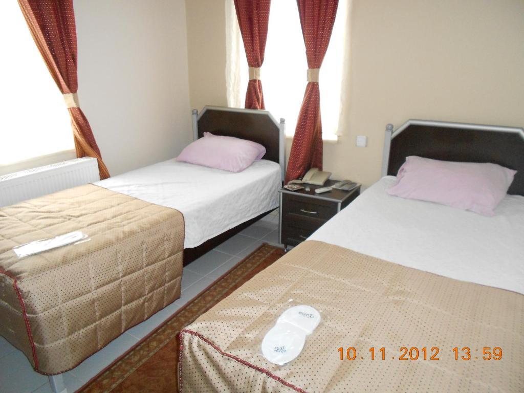 Yasar Hotel Sultandagi ภายนอก รูปภาพ